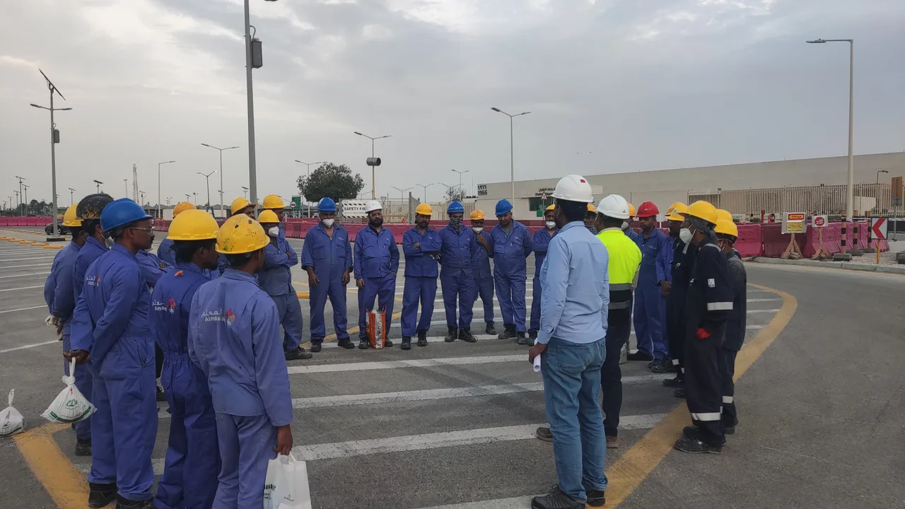 Workforce gathered for a site briefing
